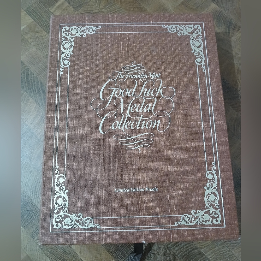 Good Luck Medal Collection - Picture 7 of 12